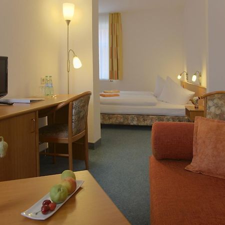 Adler-Hotel Delitzsch Dış mekan fotoğraf