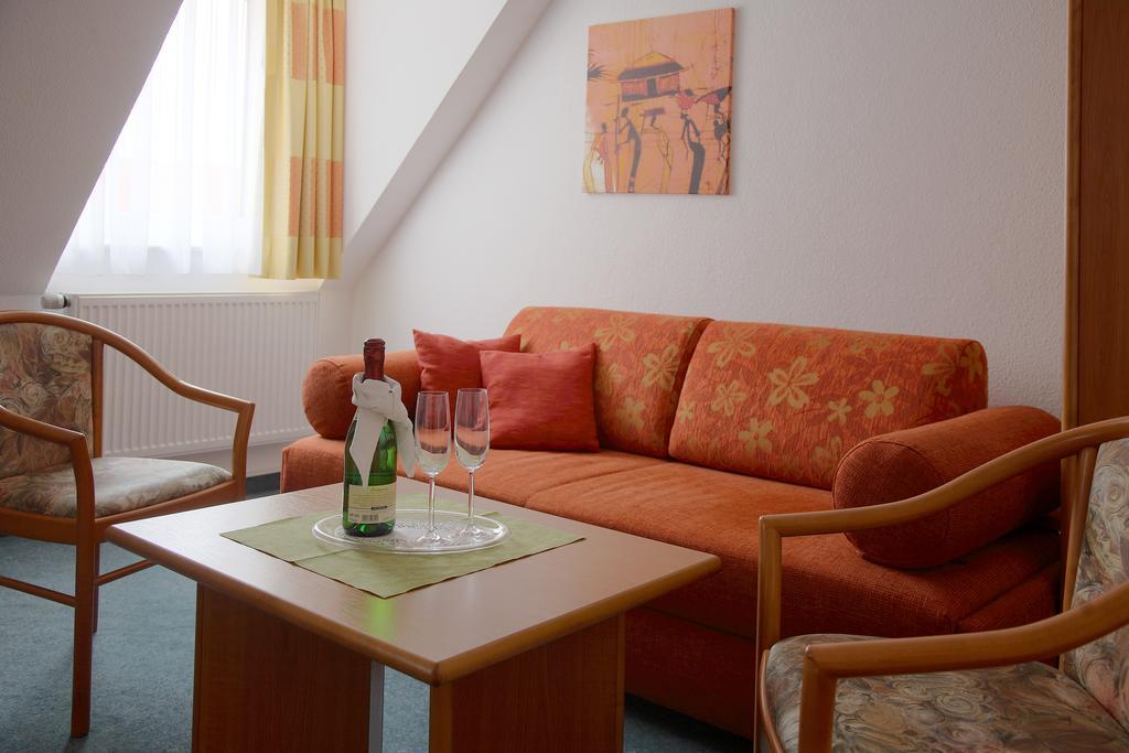 Adler-Hotel Delitzsch Dış mekan fotoğraf