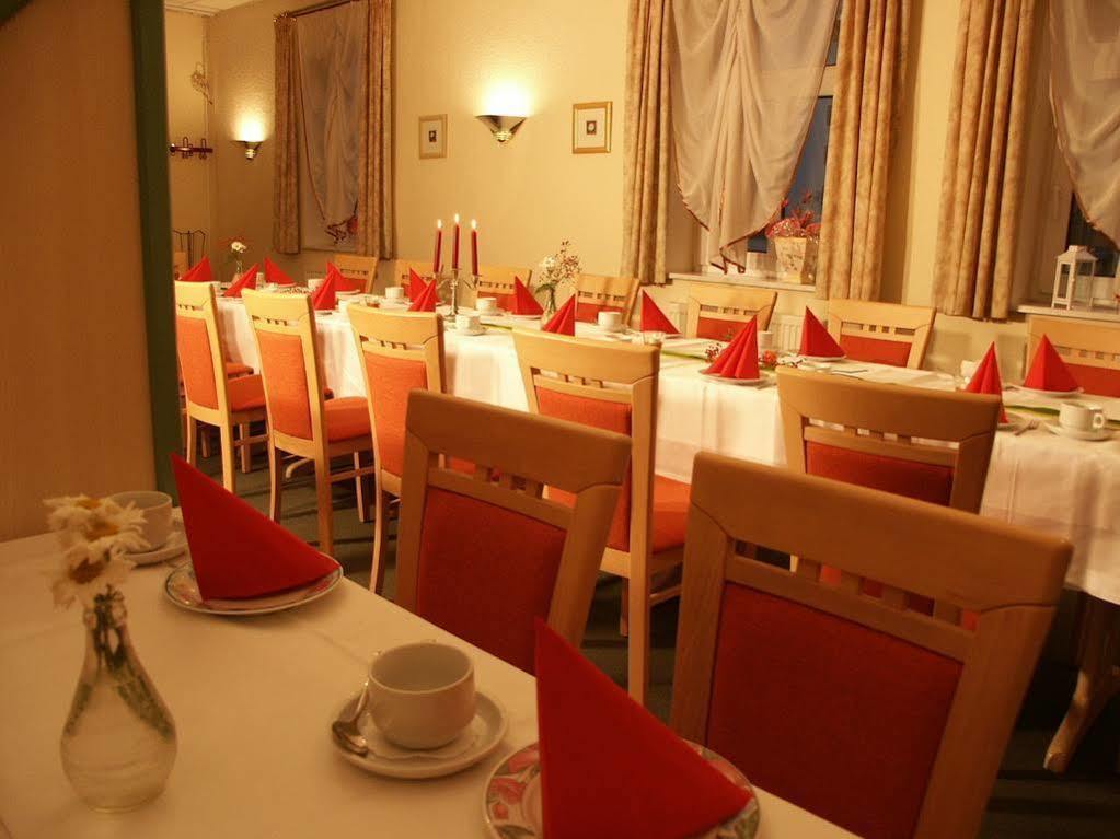 Adler-Hotel Delitzsch Dış mekan fotoğraf